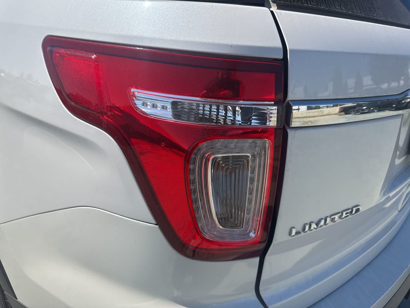 Thumbnail: 2013 Ford Explorer - 10