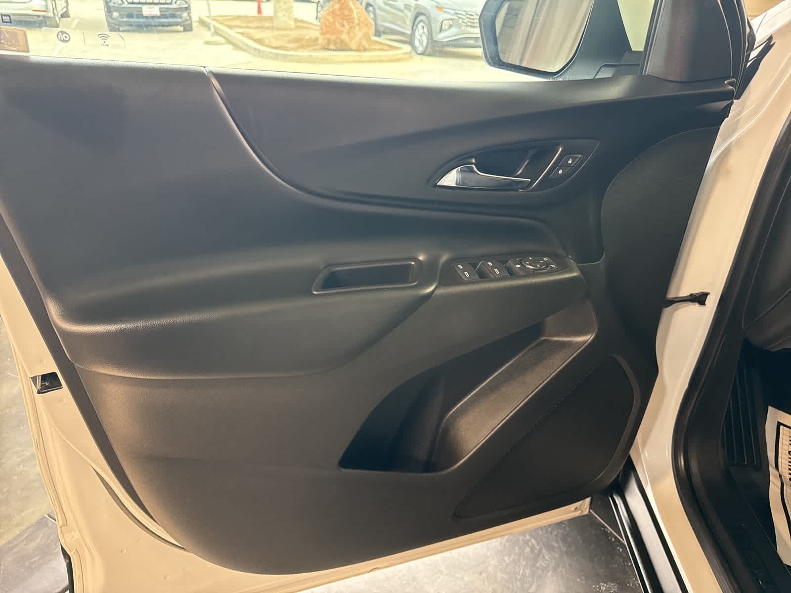 Thumbnail: 2021 Chevrolet Equinox - 20