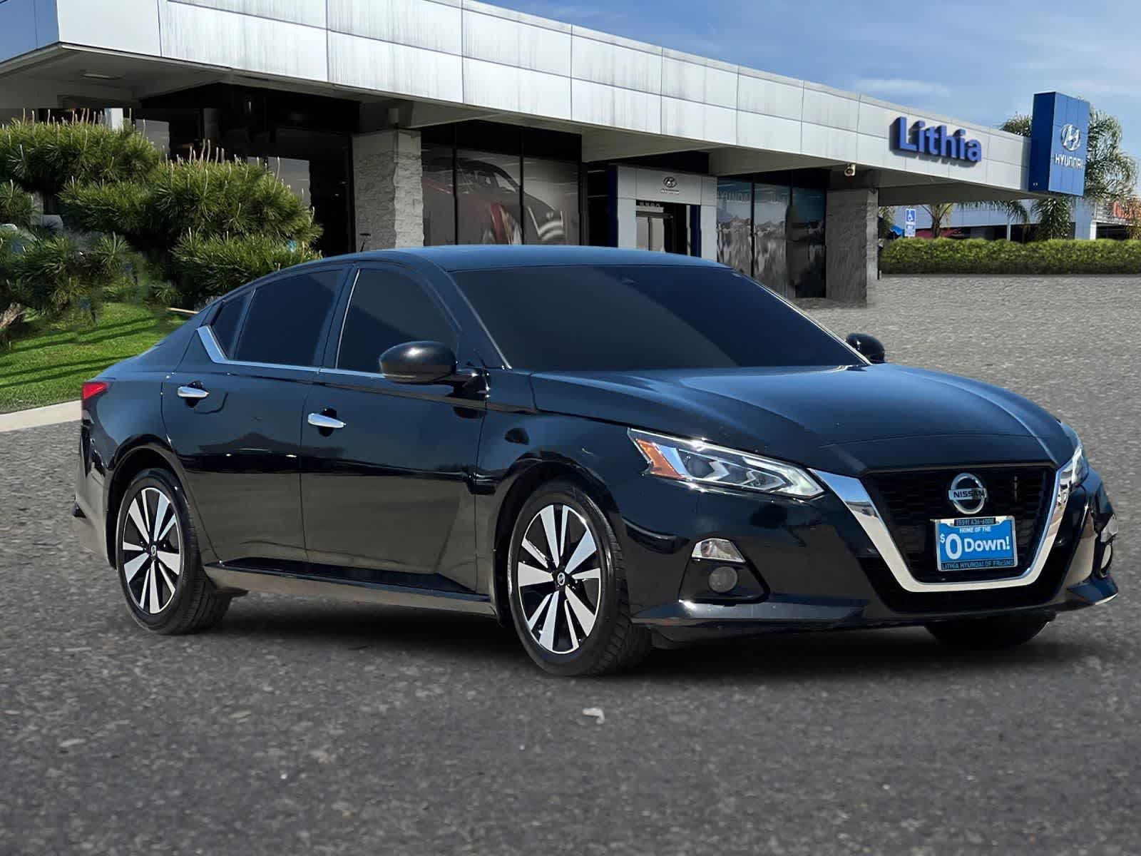 Thumbnail: 2021 Nissan Altima - 10