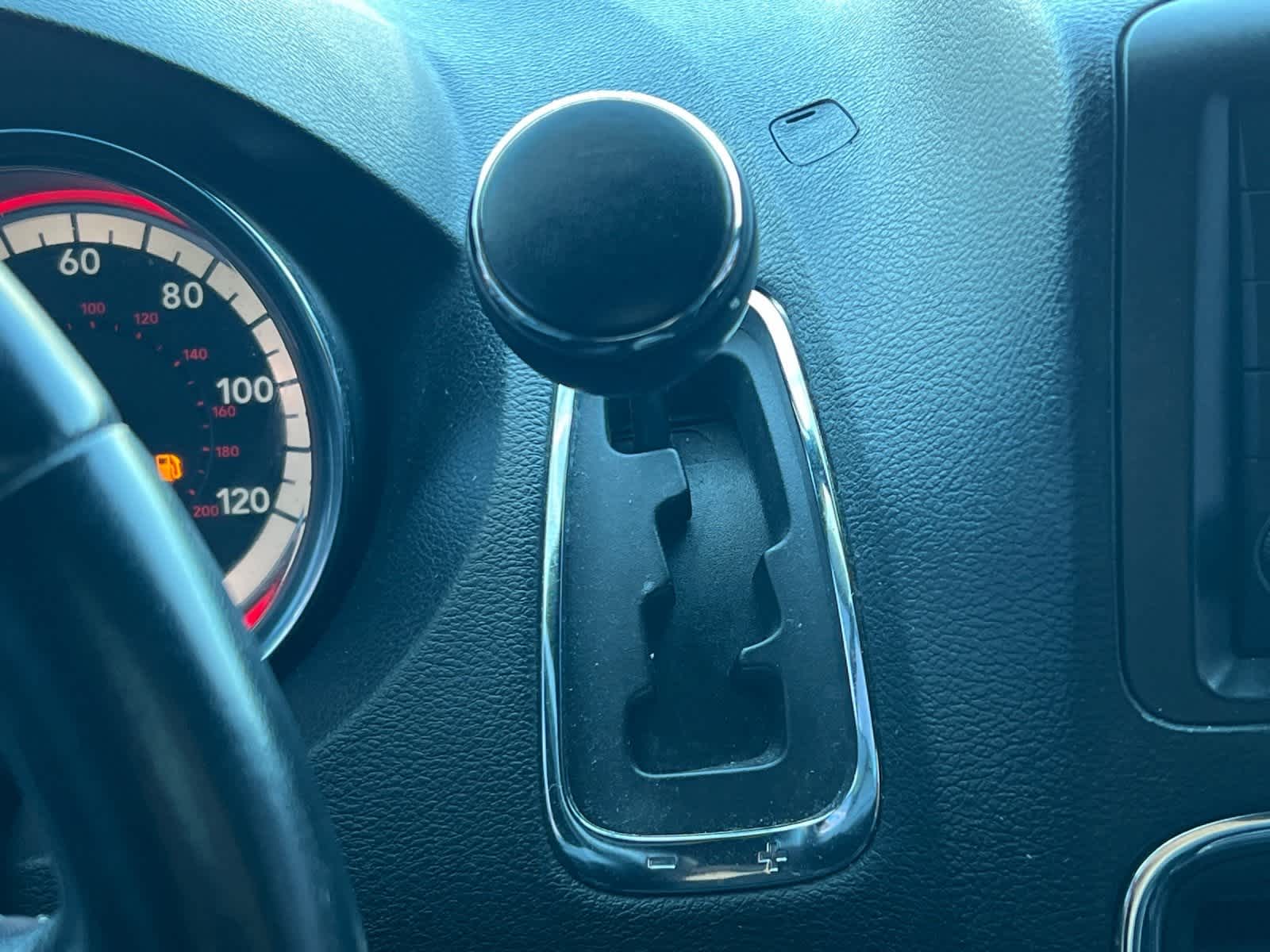 Thumbnail: 2019 Dodge Grand Caravan - 19