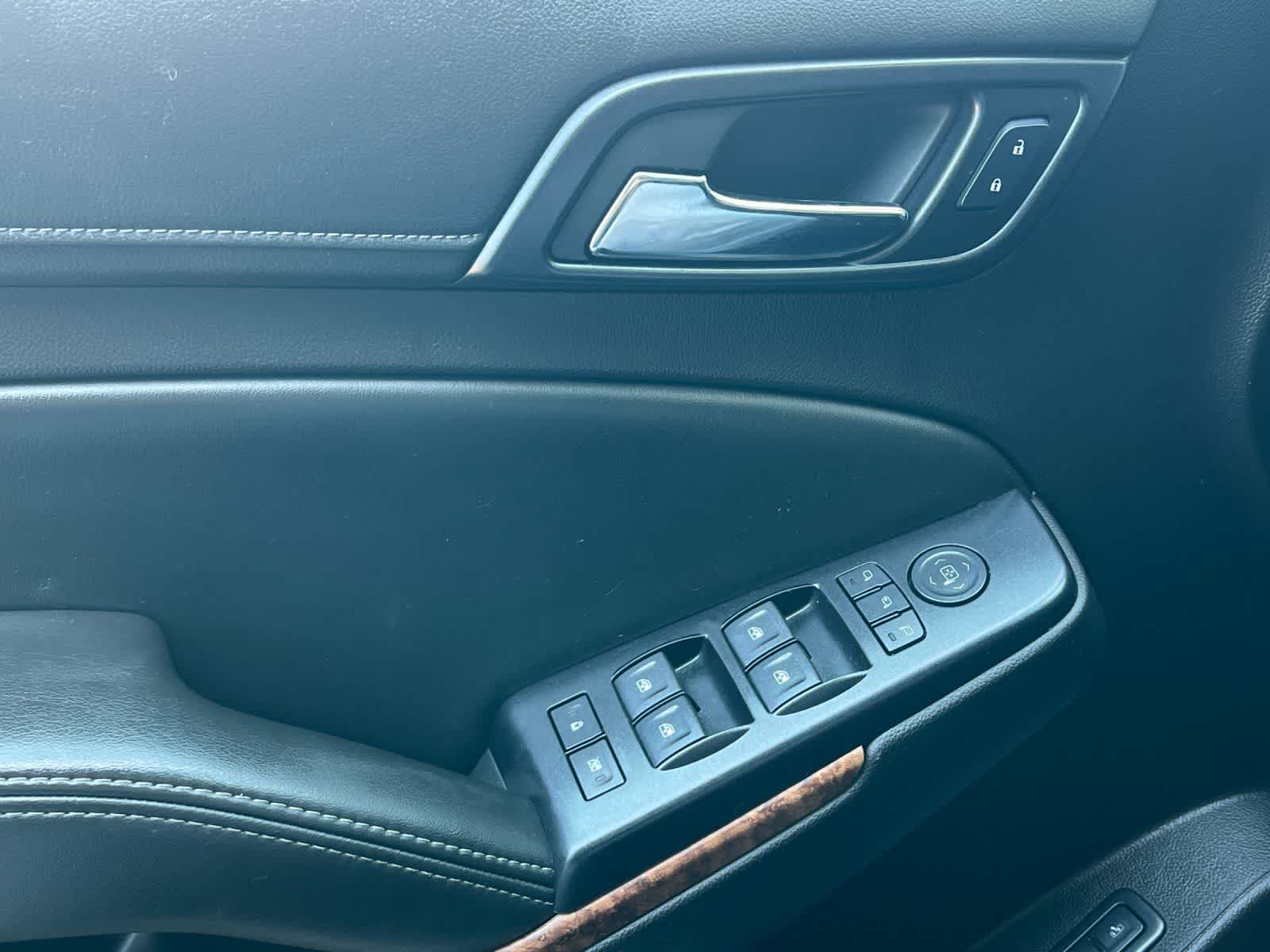 Thumbnail: 2015 Chevrolet Suburban - 13