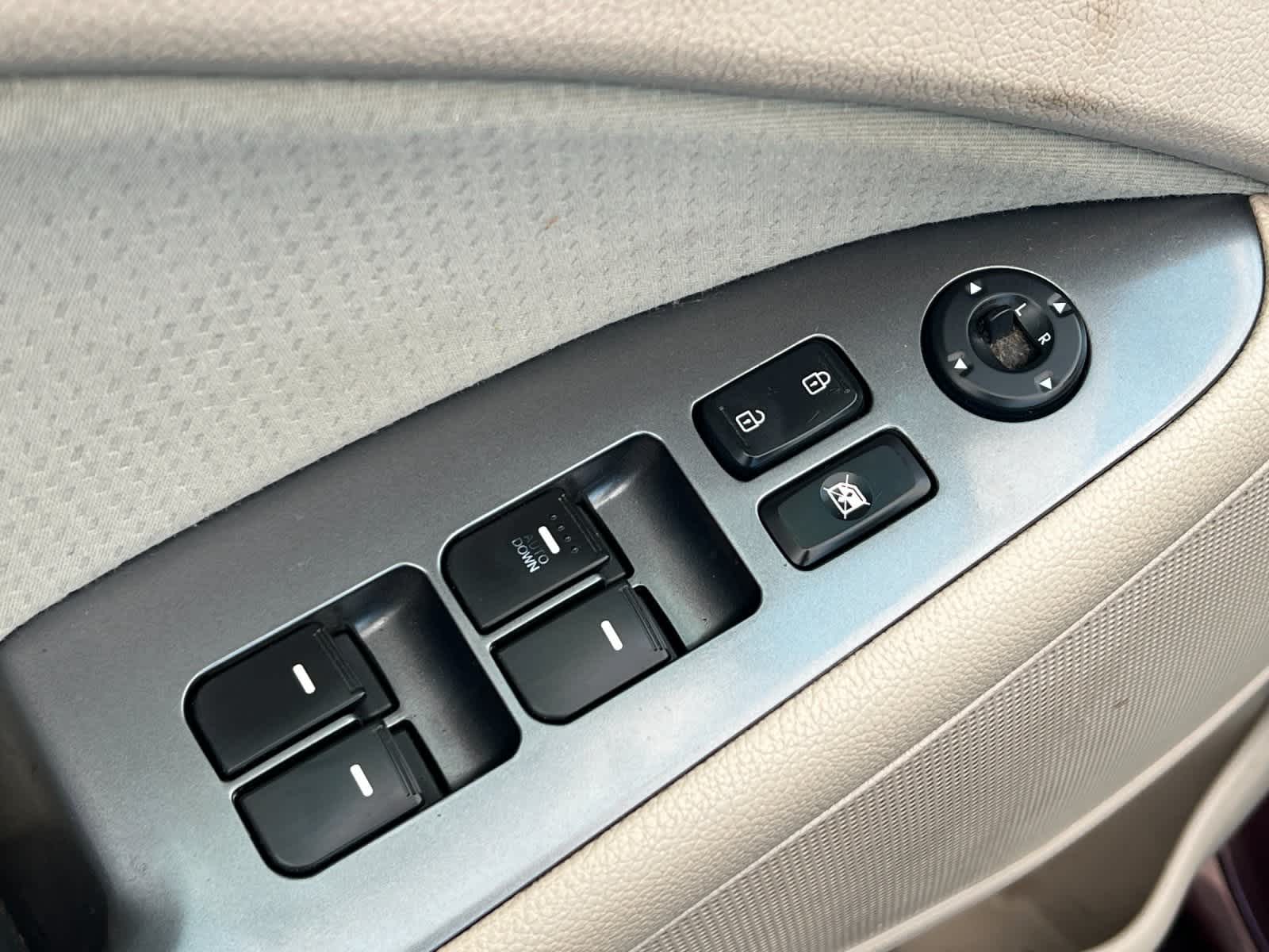 Thumbnail: 2014 Kia Optima - 13