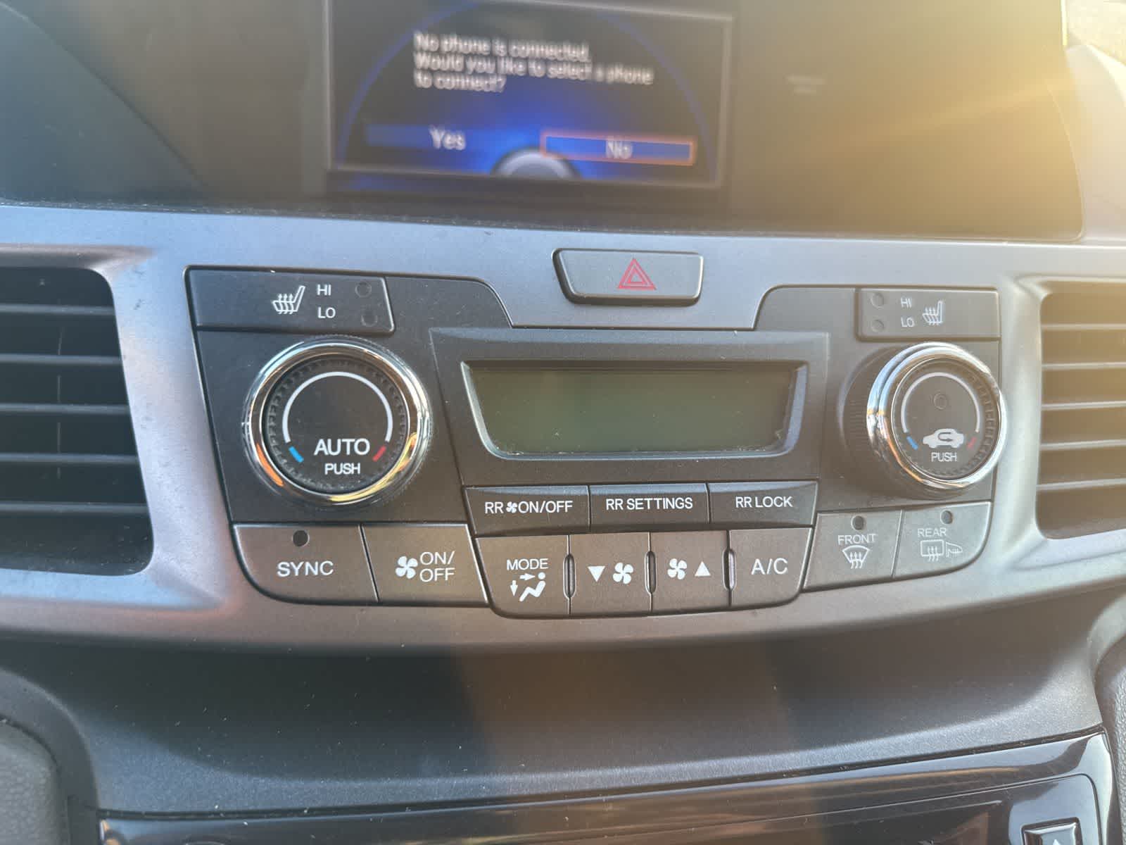 Thumbnail: 2014 Honda Odyssey - 25