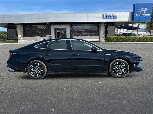 Thumbnail: 2025 Hyundai Sonata - 9
