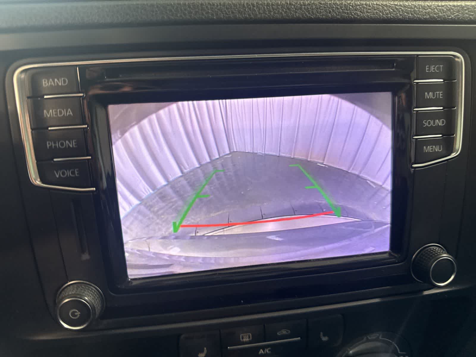 Thumbnail: 2017 Volkswagen Jetta - 30