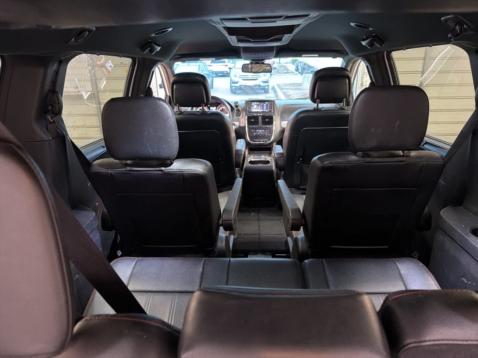 Thumbnail: 2019 Dodge Grand Caravan - 15