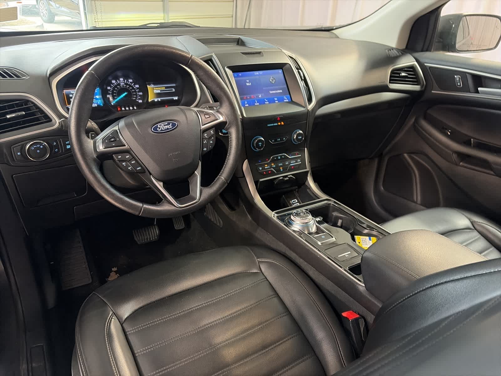 Thumbnail: 2020 Ford Edge - 22