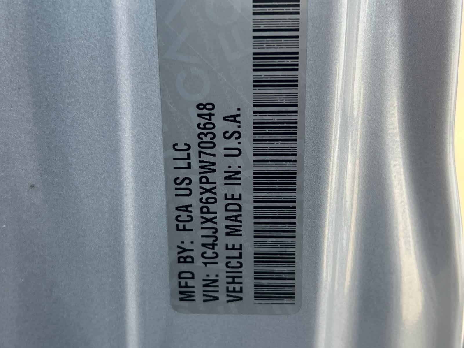 Thumbnail: 2023 Jeep Wrangler - 31