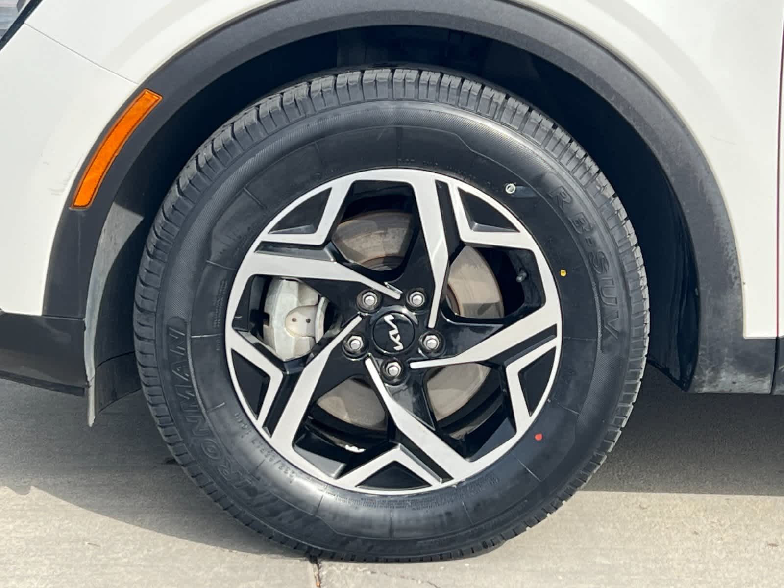 Thumbnail: 2023 Kia Sportage - 23