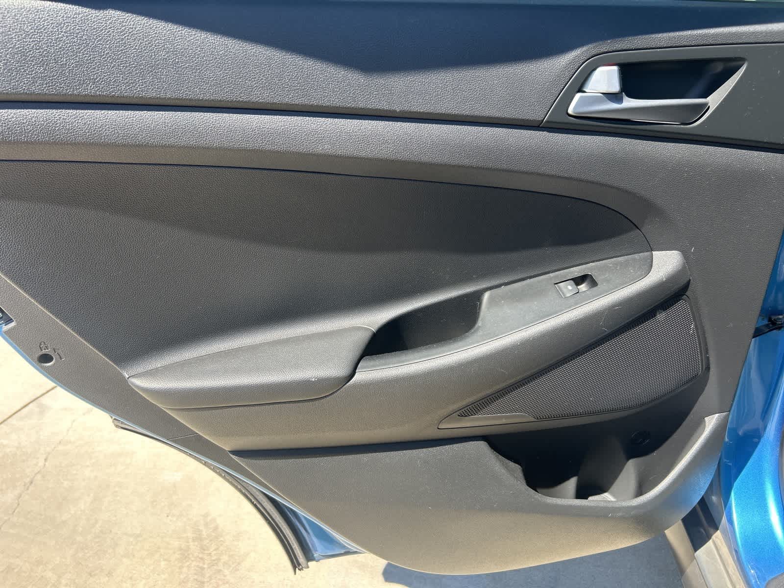 Thumbnail: 2016 Hyundai Tucson - 17