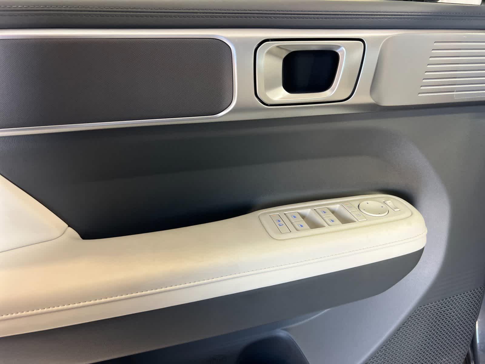 Thumbnail: 2026 Hyundai Santa Fe - 12