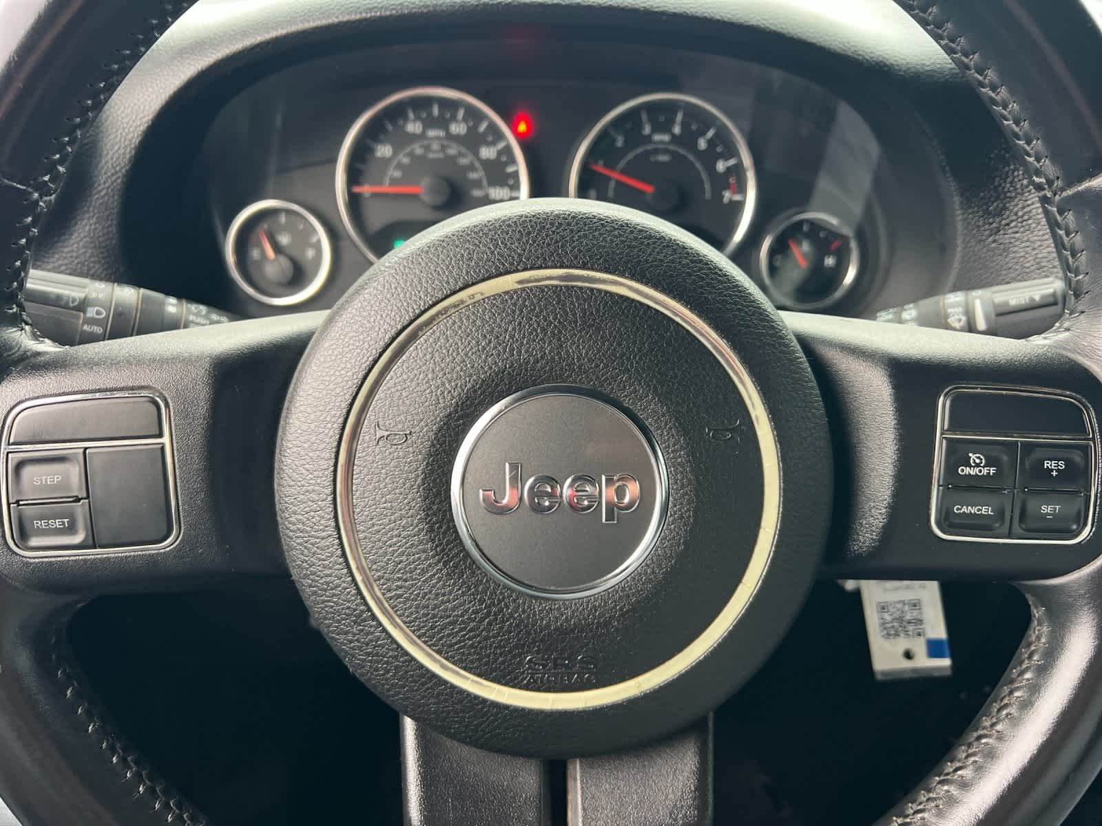 Thumbnail: 2013 Jeep Wrangler - 21