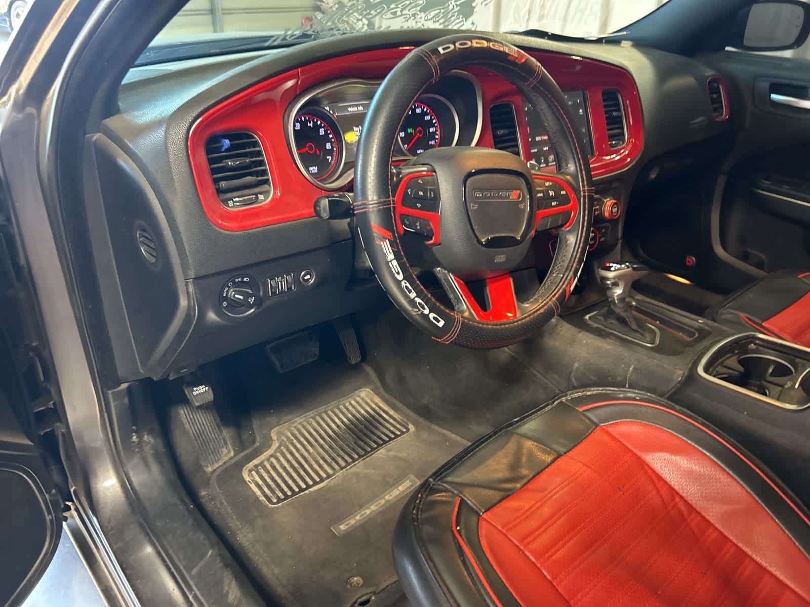 Thumbnail: 2015 Dodge Charger - 24
