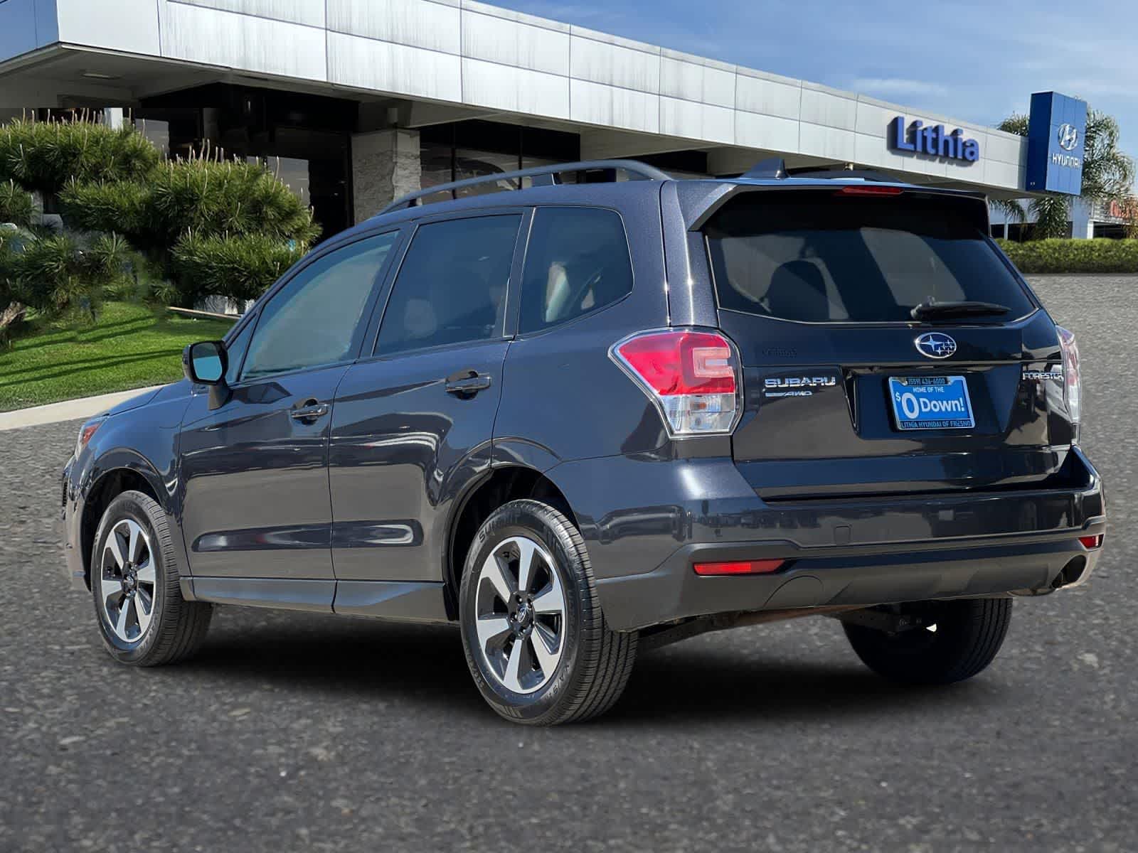 2018 Subaru Forester 2.5i Premium photo 6