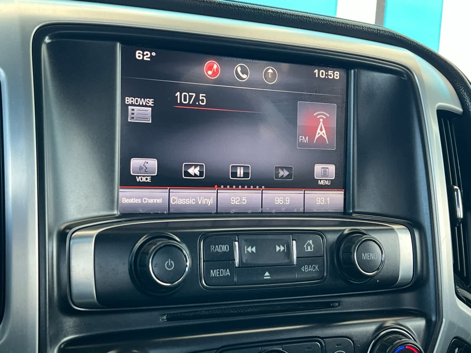 Thumbnail: 2015 GMC Sierra 2500 - 17