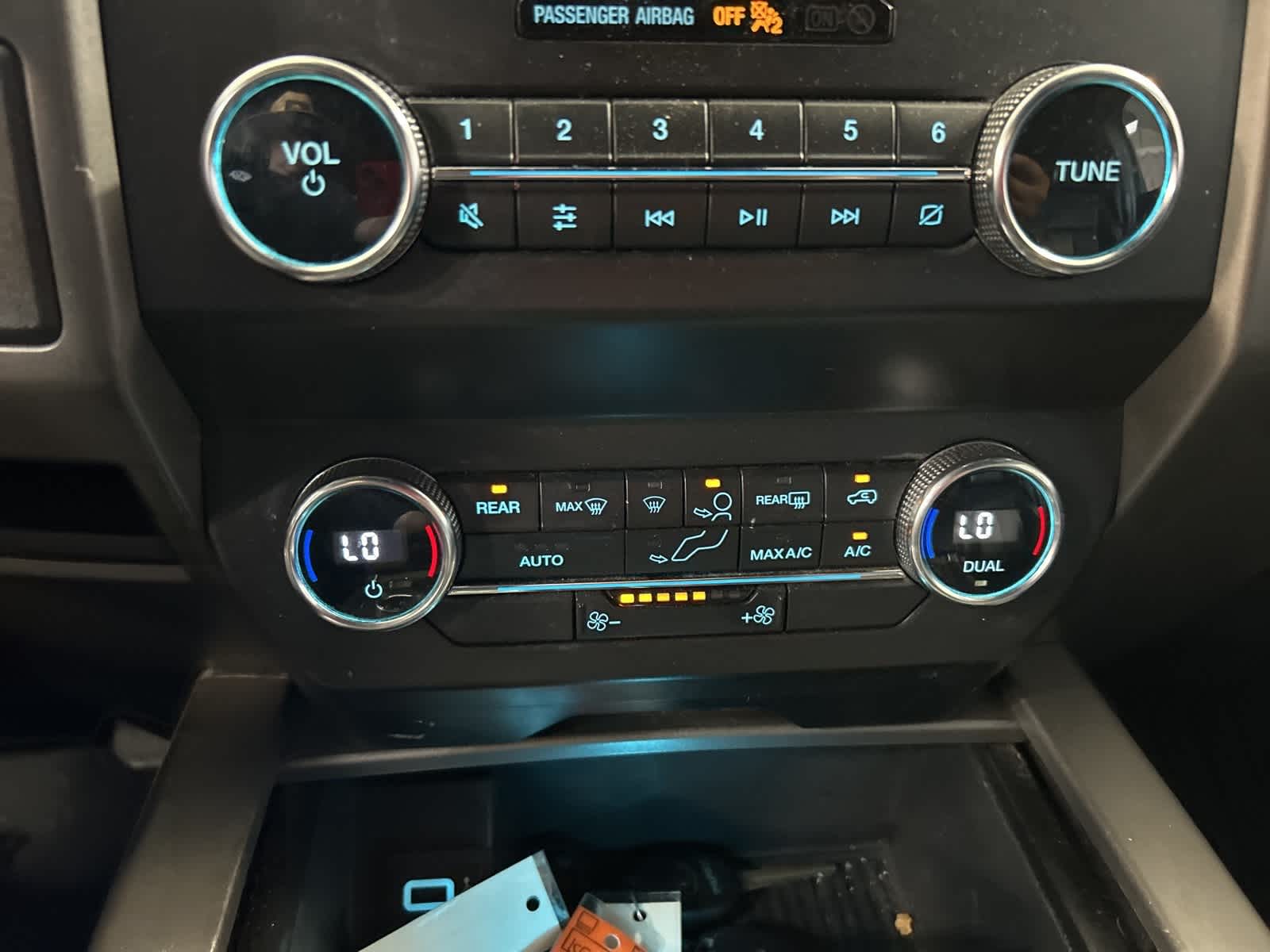 Thumbnail: 2019 Ford Expedition - 26