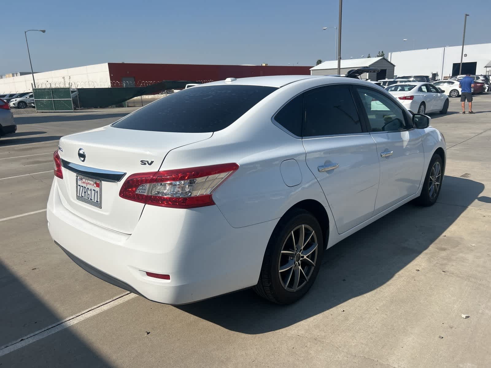 Thumbnail: 2015 Nissan Sentra - 8