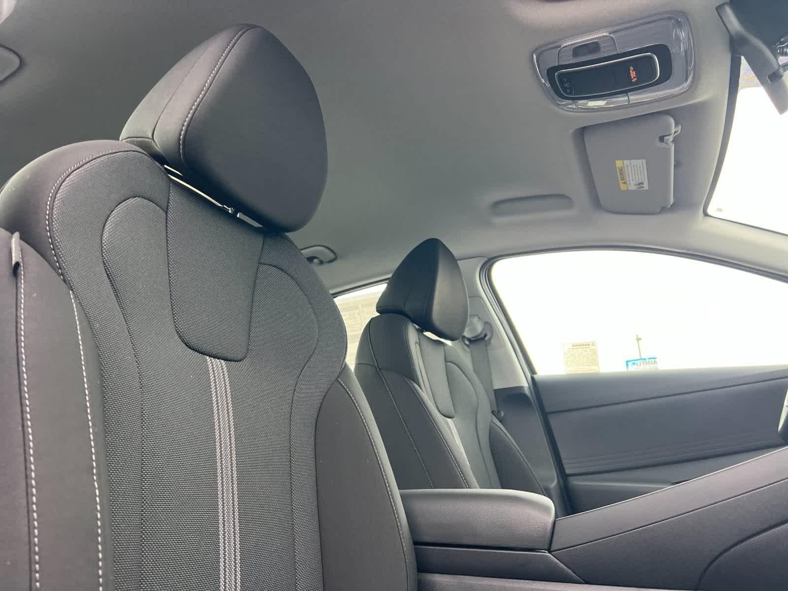 Thumbnail: 2026 Hyundai Elantra - 16