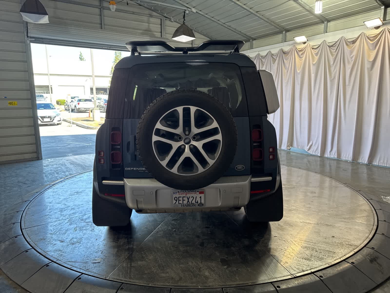 Thumbnail: 2020 Land Rover Defender - 6