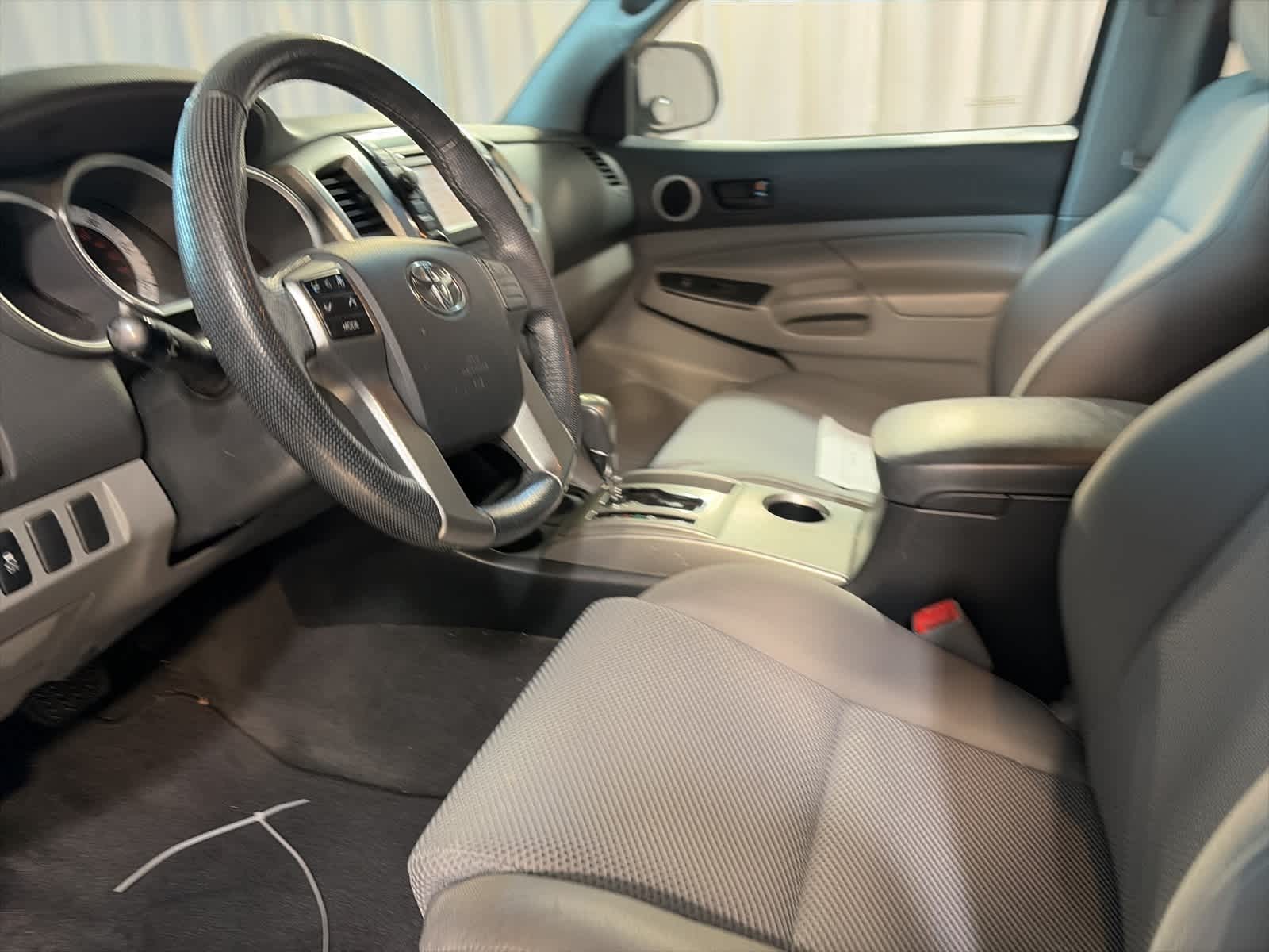 Thumbnail: 2013 Toyota Tacoma - 26