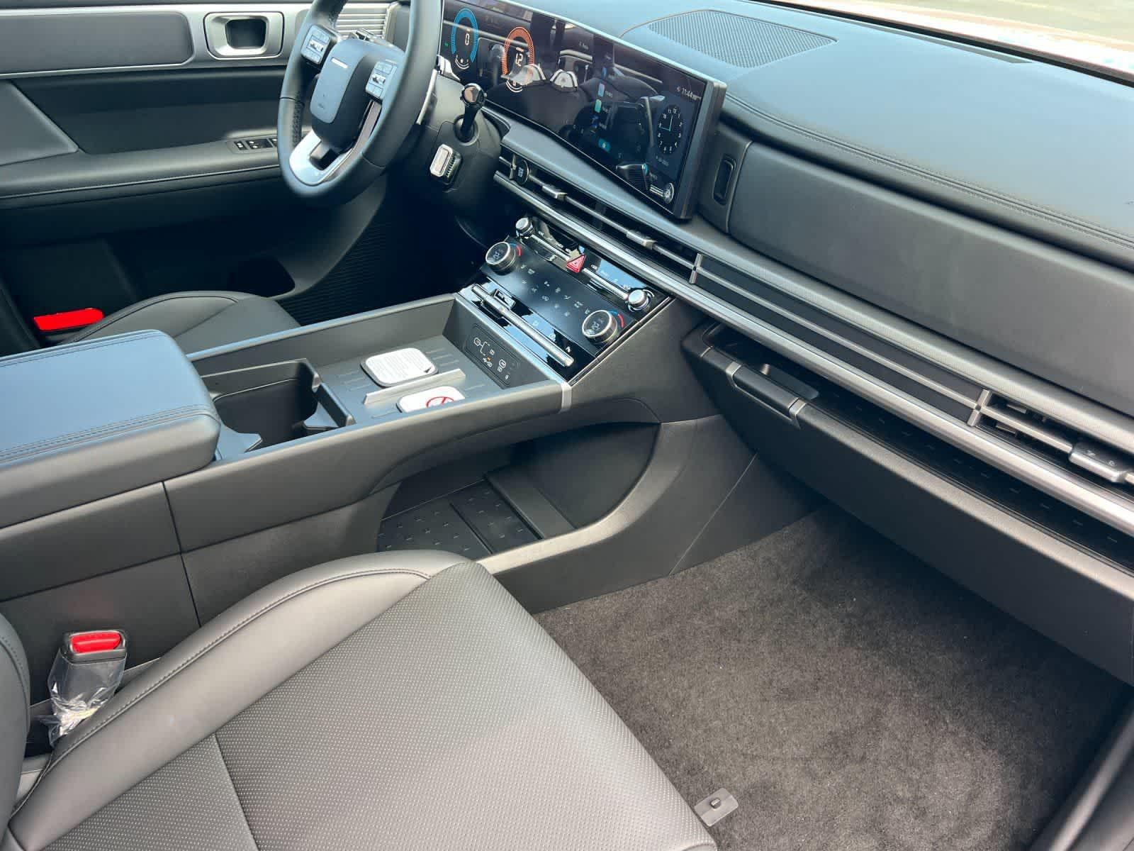 Thumbnail: 2026 Hyundai Santa Fe - 17