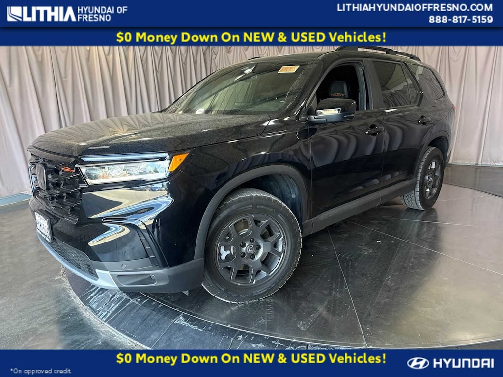 Used 2024 Honda Pilot TrailSport SUV