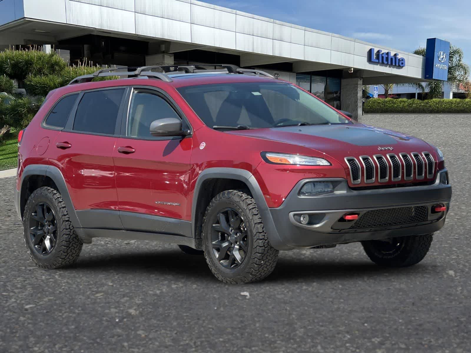 Thumbnail: 2017 Jeep Cherokee - 10