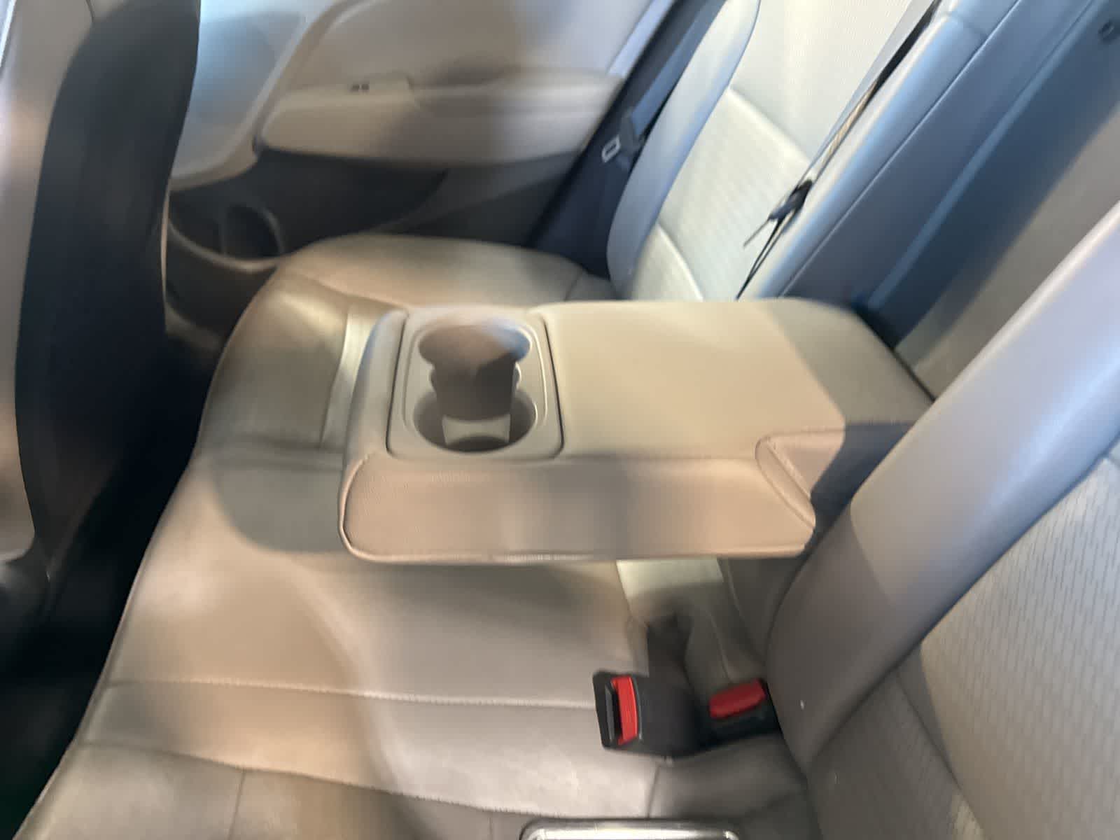 Thumbnail: 2020 Hyundai Elantra - 17