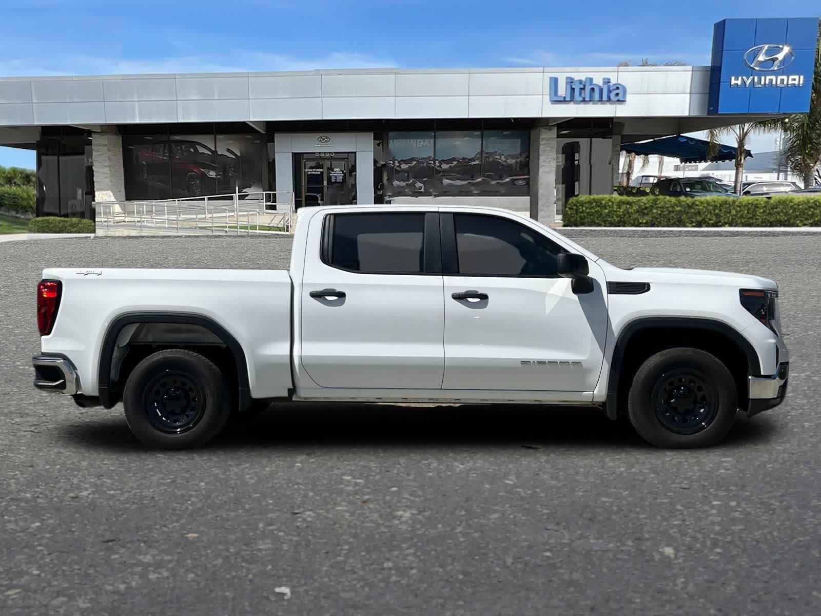 Thumbnail: 2024 GMC Sierra 1500 - 9