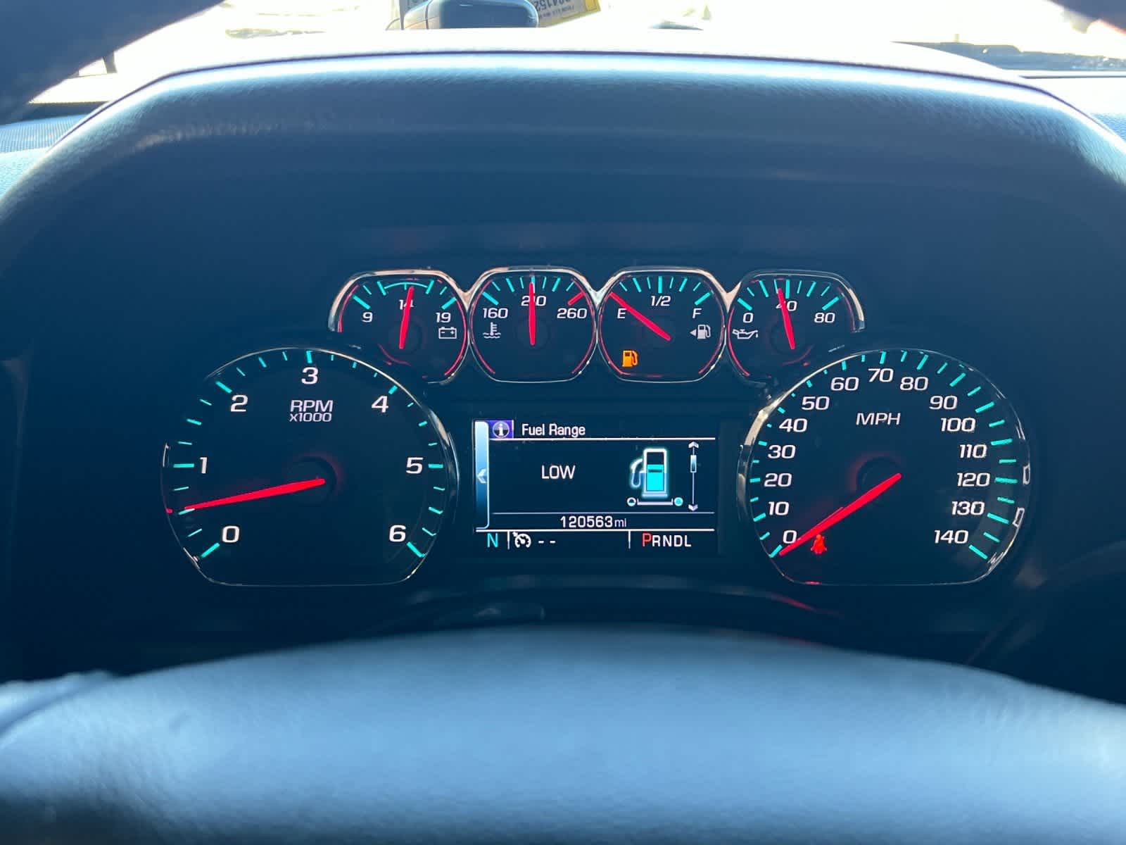 Thumbnail: 2017 GMC Yukon XL - 25