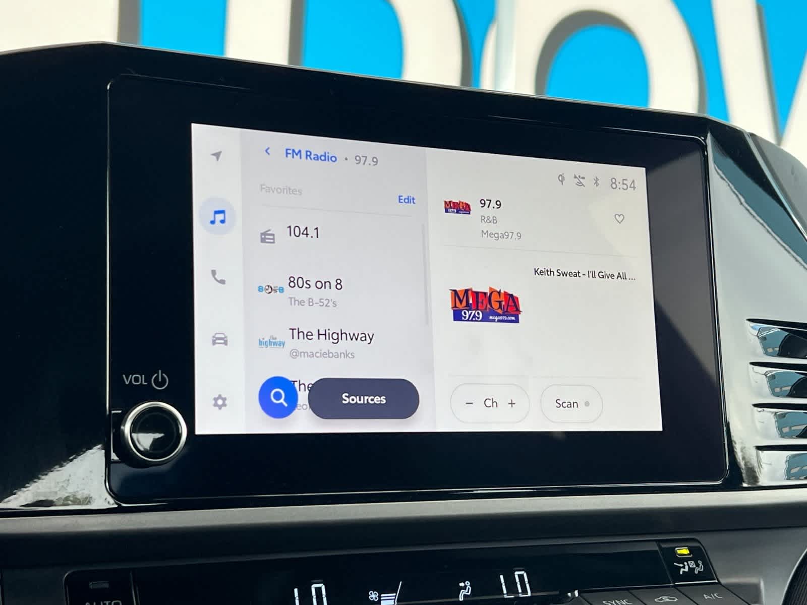 Thumbnail: 2025 Toyota Camry - 16