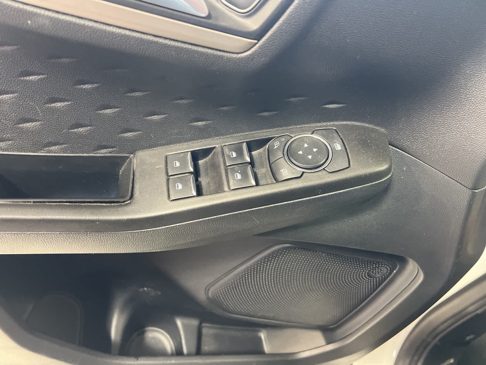 Thumbnail: 2020 Ford Escape - 20