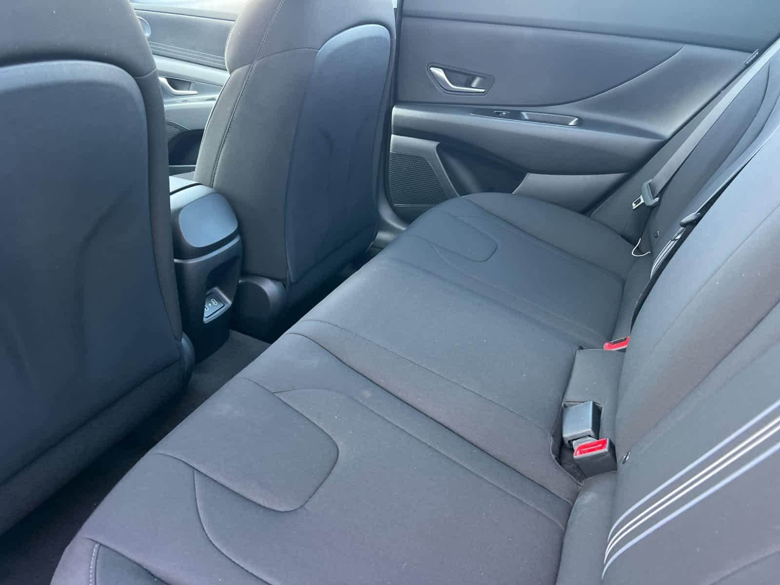 Thumbnail: 2026 Hyundai Elantra - 4