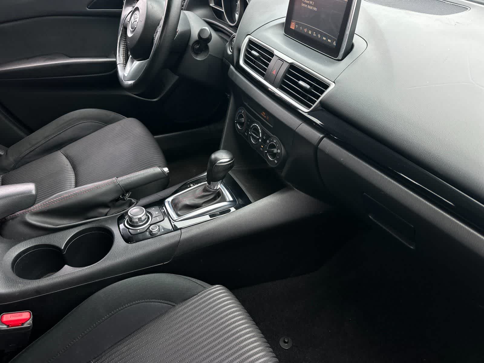 Thumbnail: 2015 Mazda Mazda3 - 18