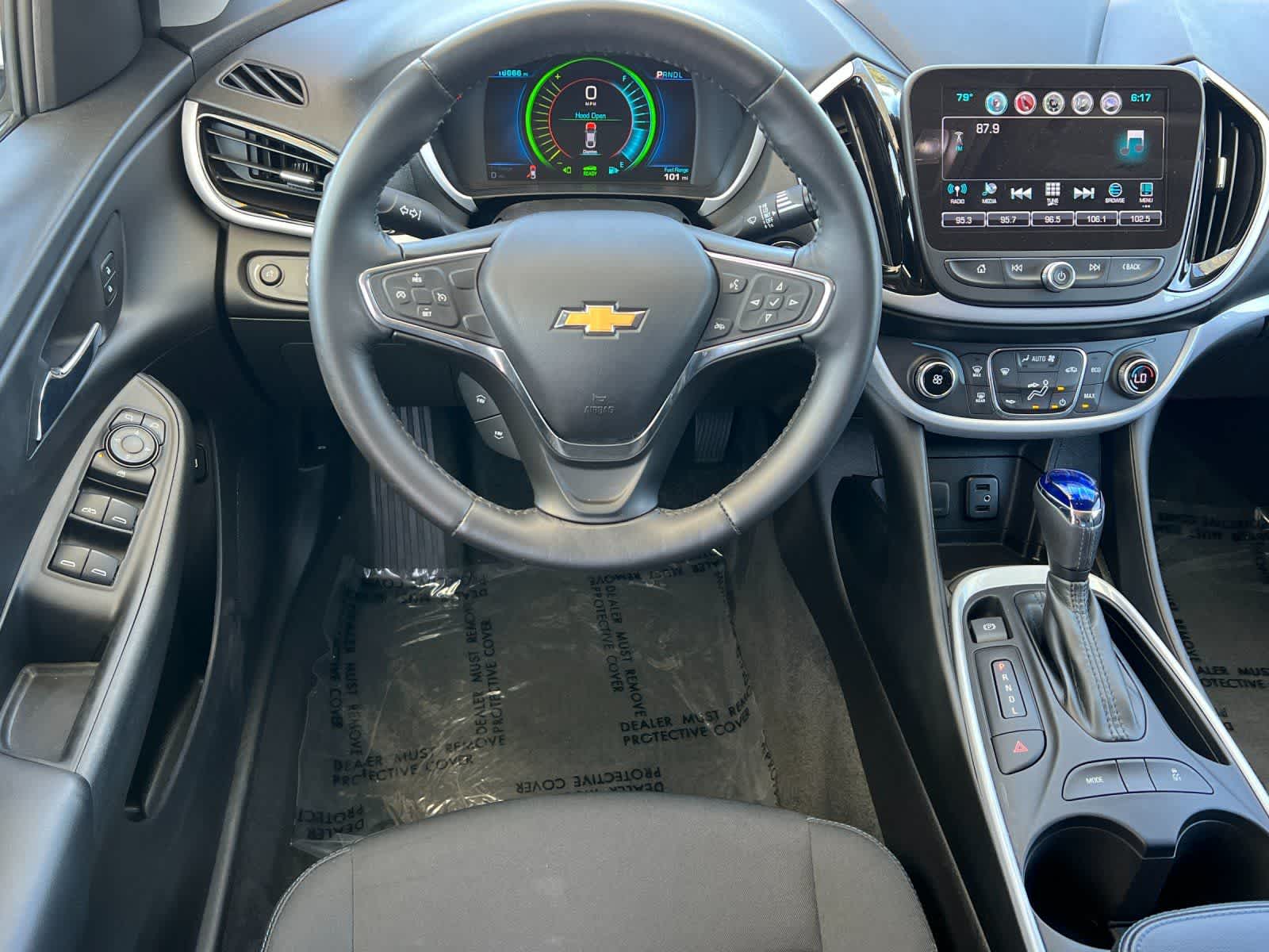 Thumbnail: 2017 Chevrolet Volt - 15
