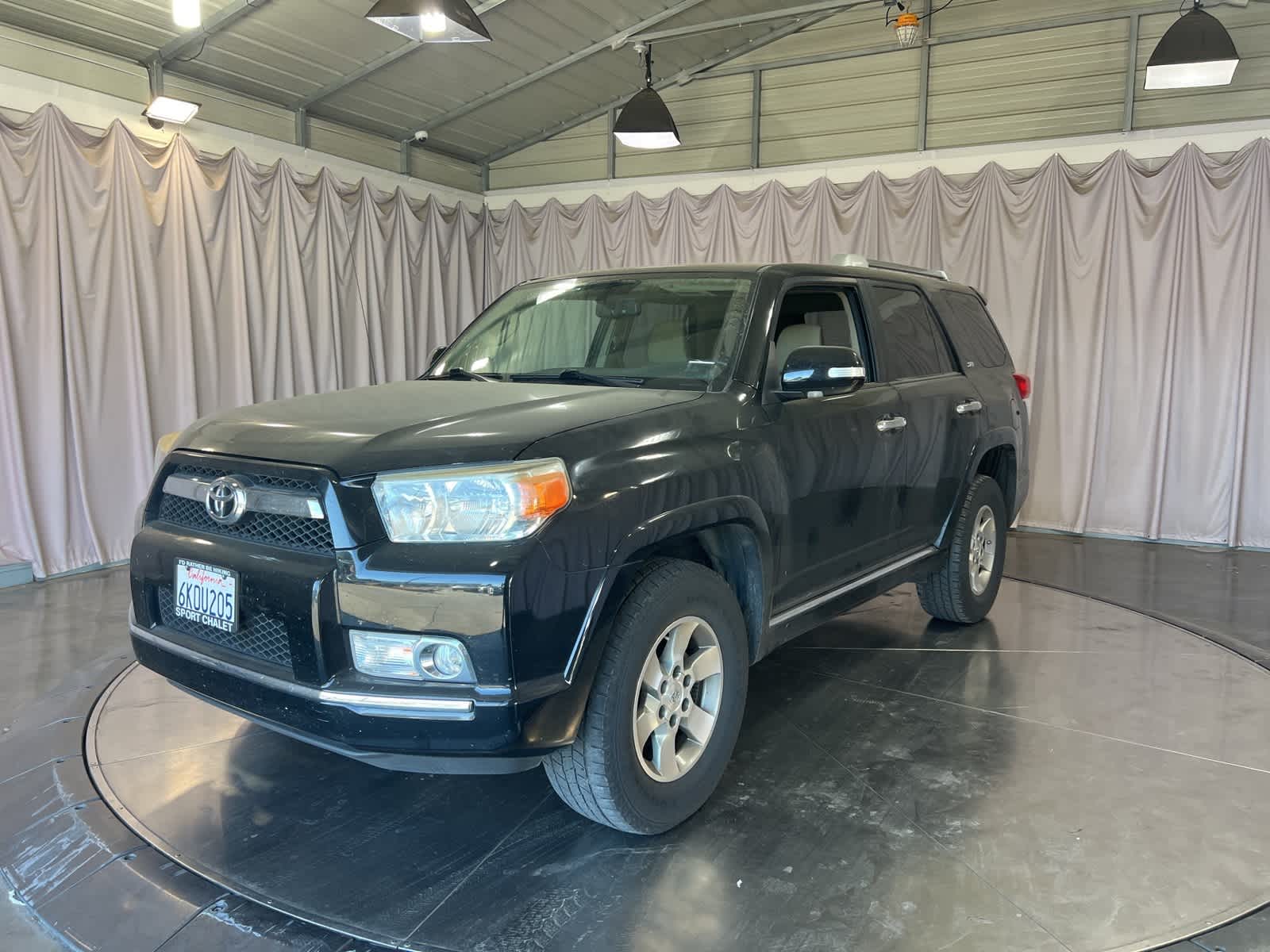Thumbnail: 2010 Toyota 4Runner - 3