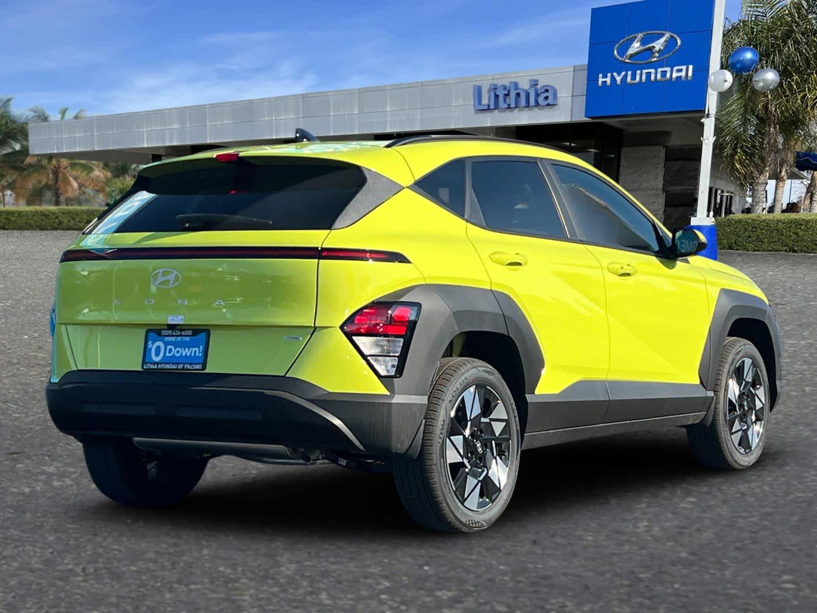 2025 Hyundai Kona SEL photo 2