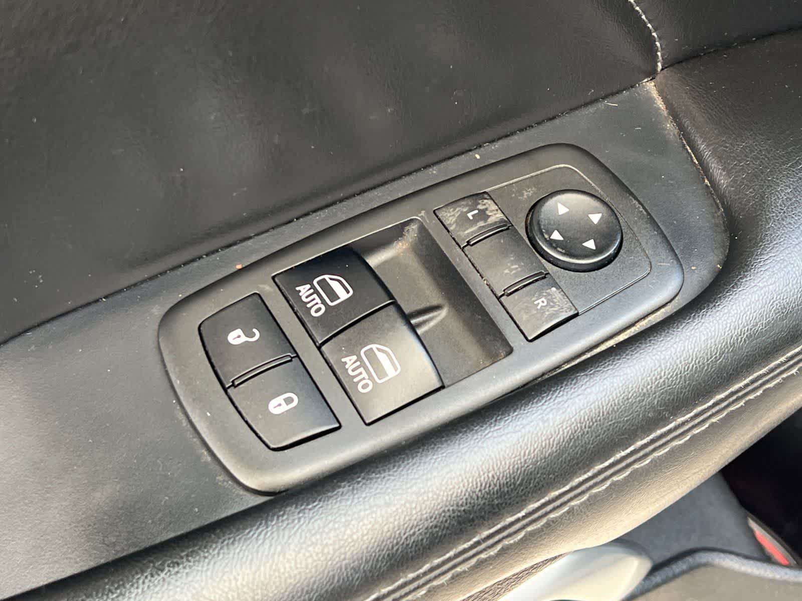 Thumbnail: 2017 Dodge Challenger - 14