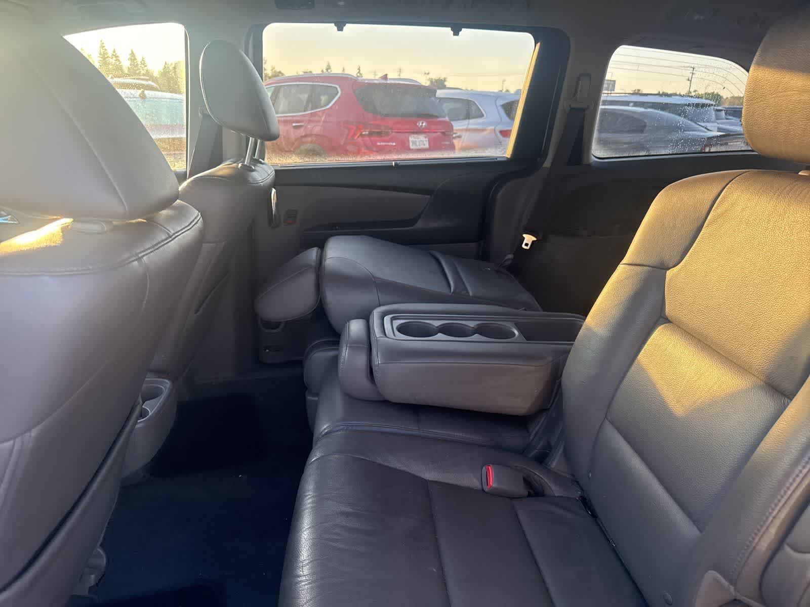 Thumbnail: 2014 Honda Odyssey - 16