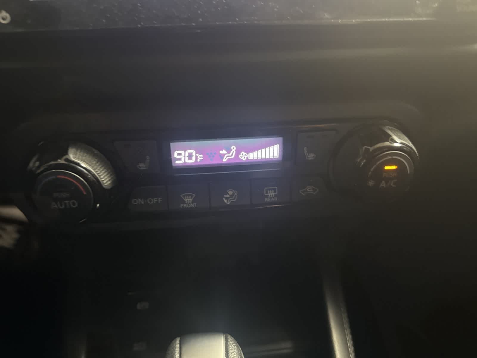 Thumbnail: 2023 Nissan Kicks - 22