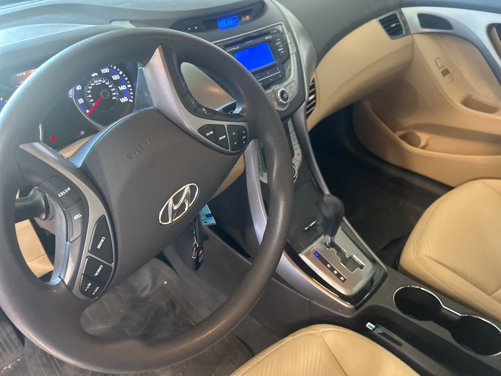 Thumbnail: 2013 Hyundai Elantra - 26