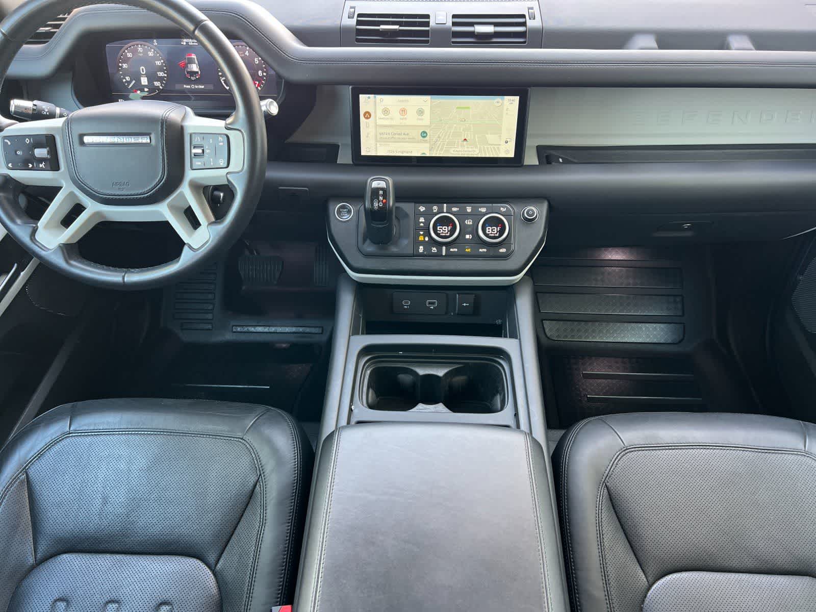 Thumbnail: 2020 Land Rover Defender - 4