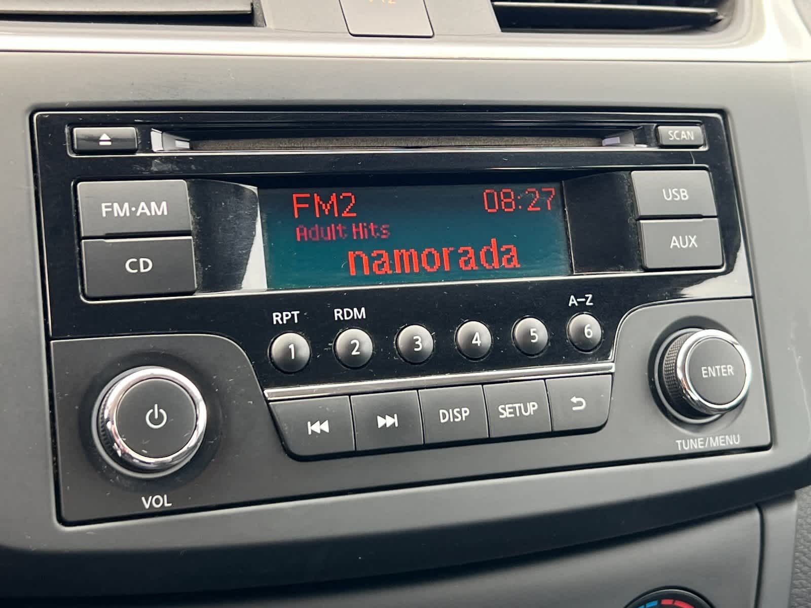 Thumbnail: 2016 Nissan Sentra - 17