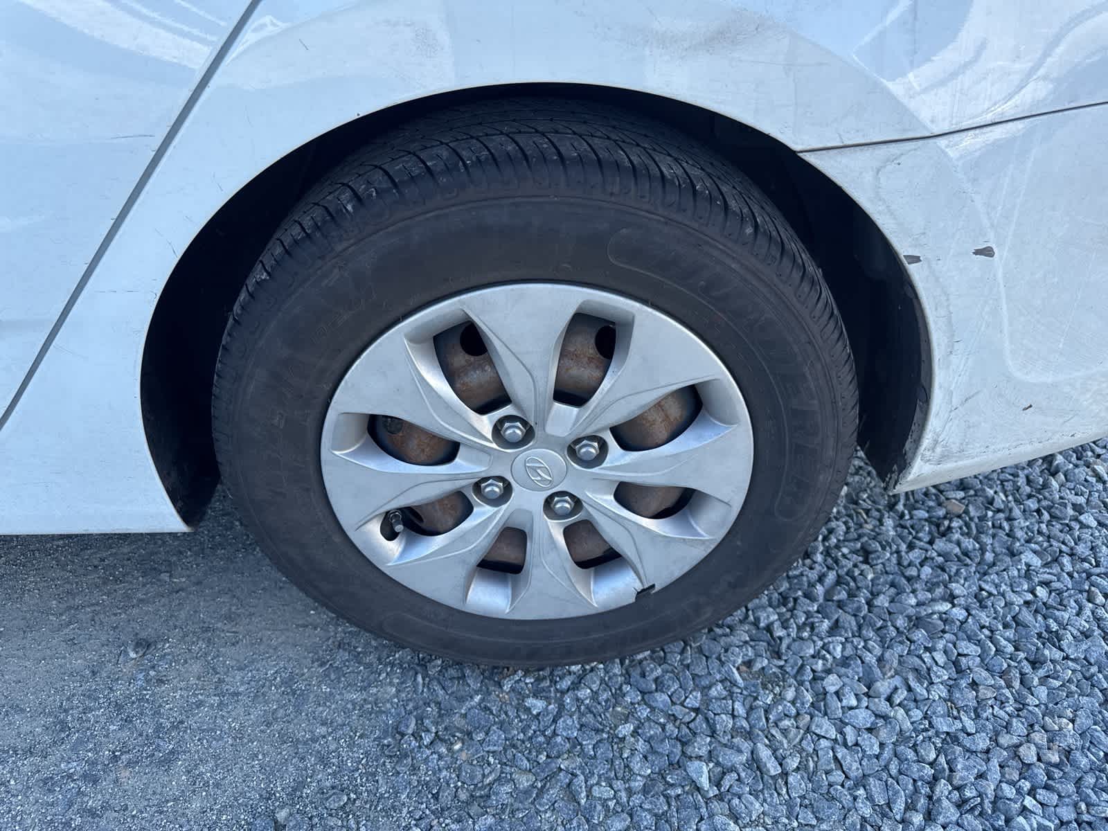 Thumbnail: 2016 Hyundai Accent - 13