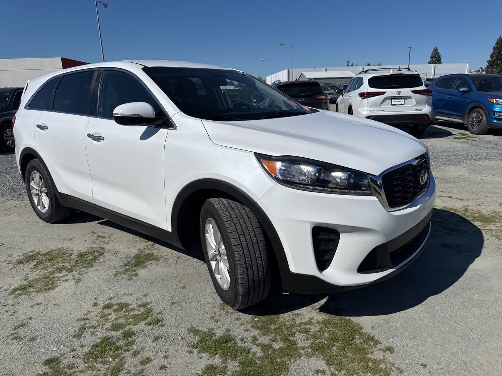 Thumbnail: 2020 Kia Sorento - 3