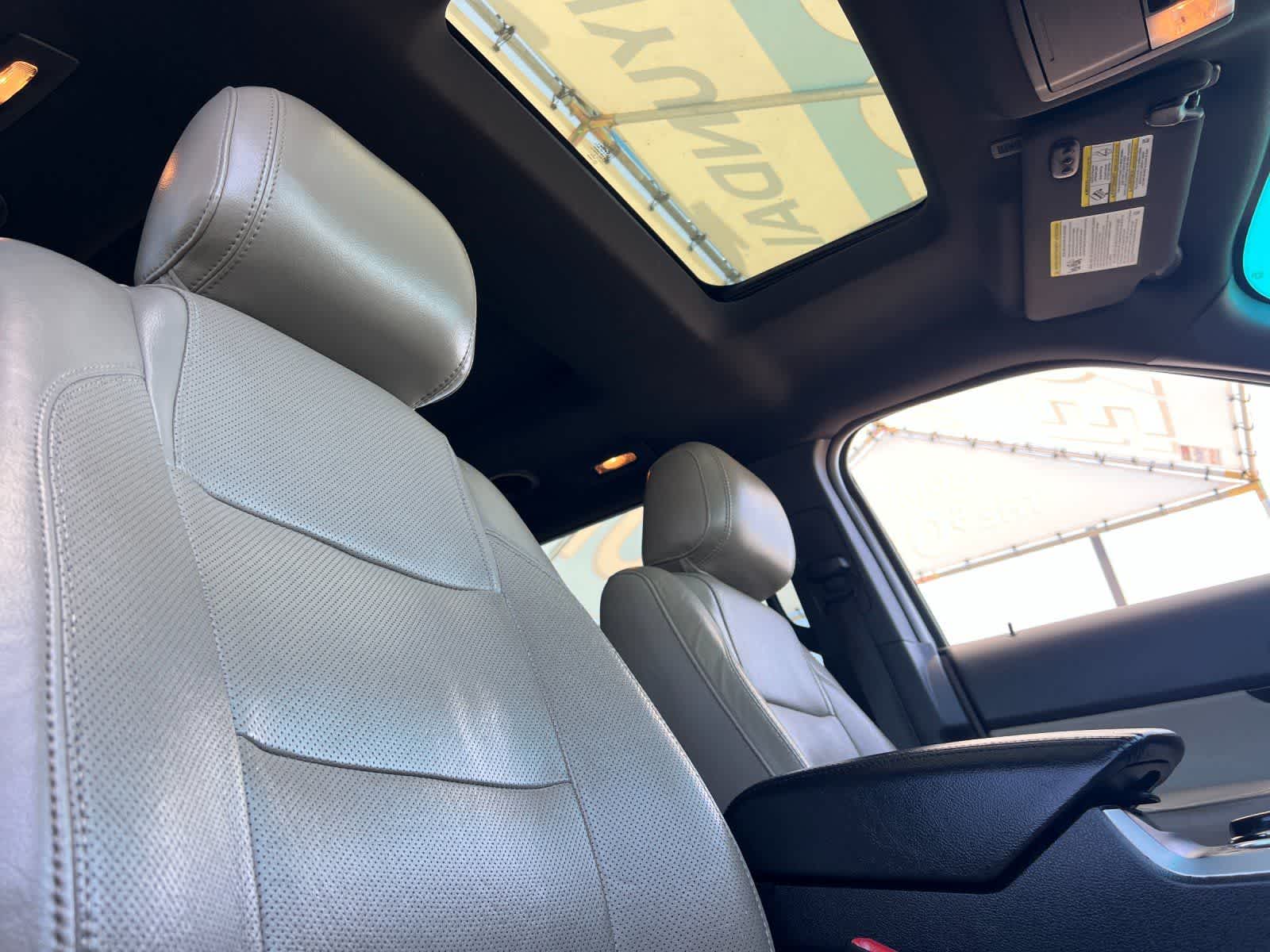 Thumbnail: 2013 Ford Explorer - 19