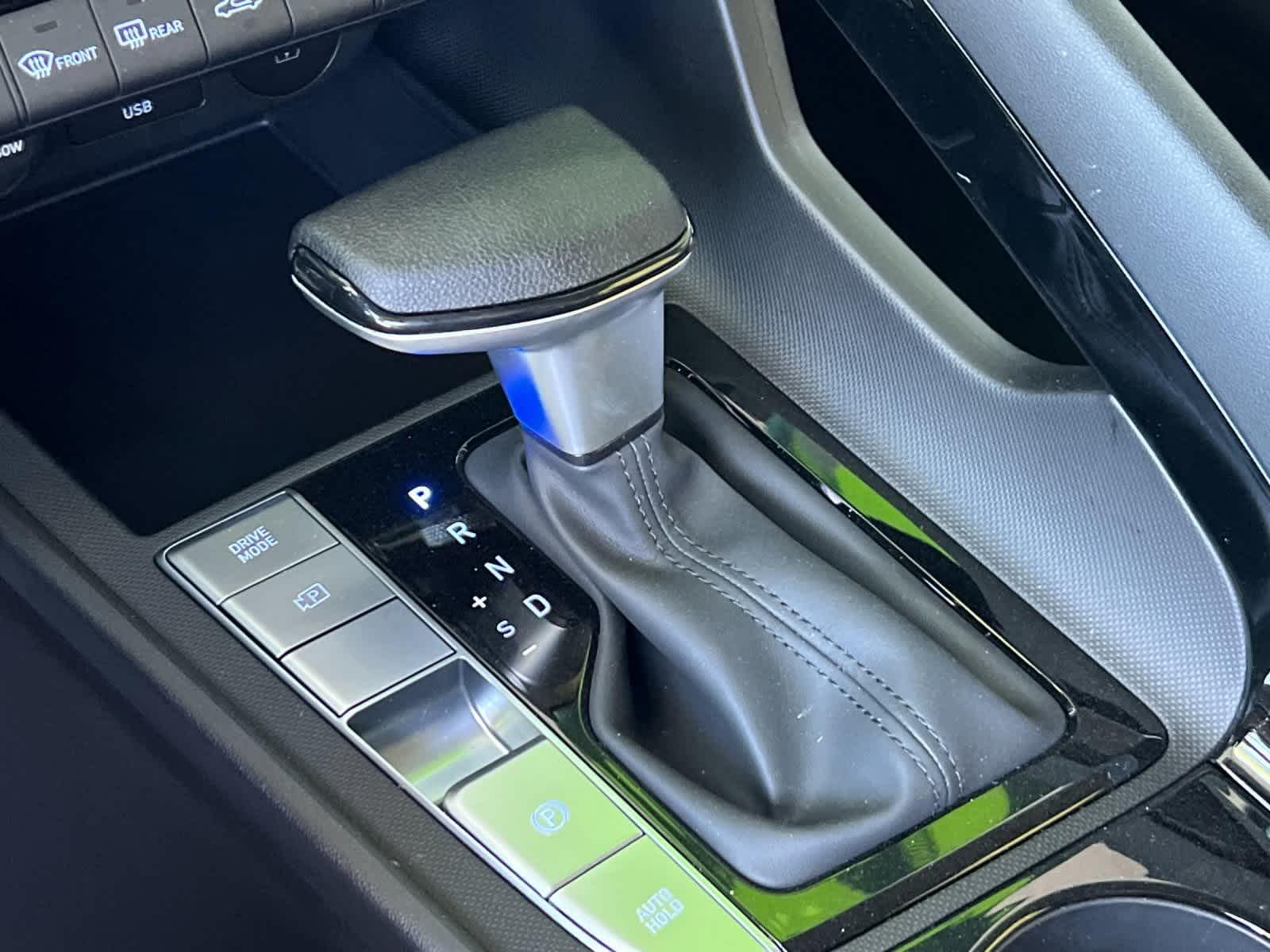 Thumbnail: 2025 Hyundai Elantra - 21