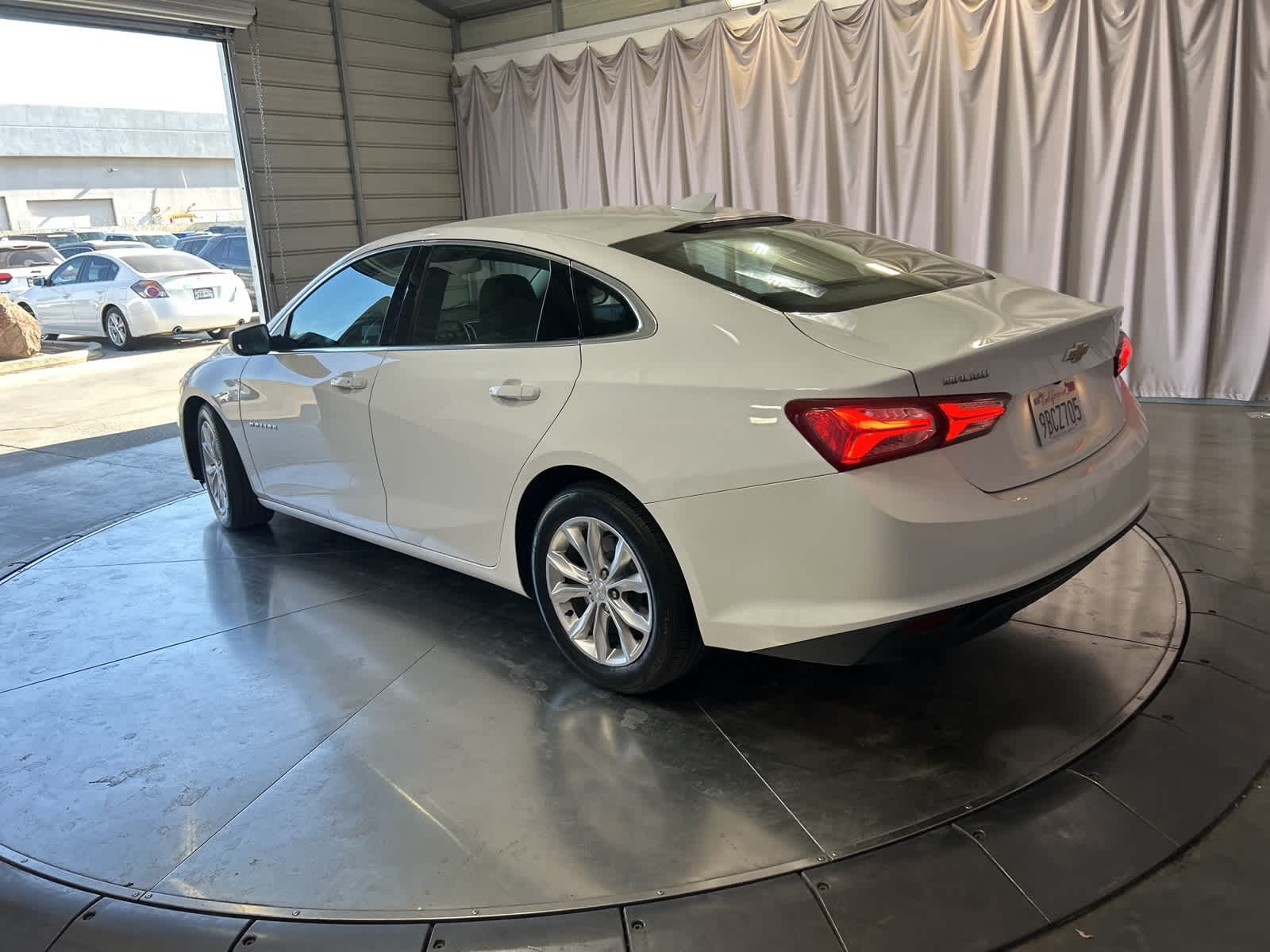 Thumbnail: 2022 Chevrolet Malibu - 15