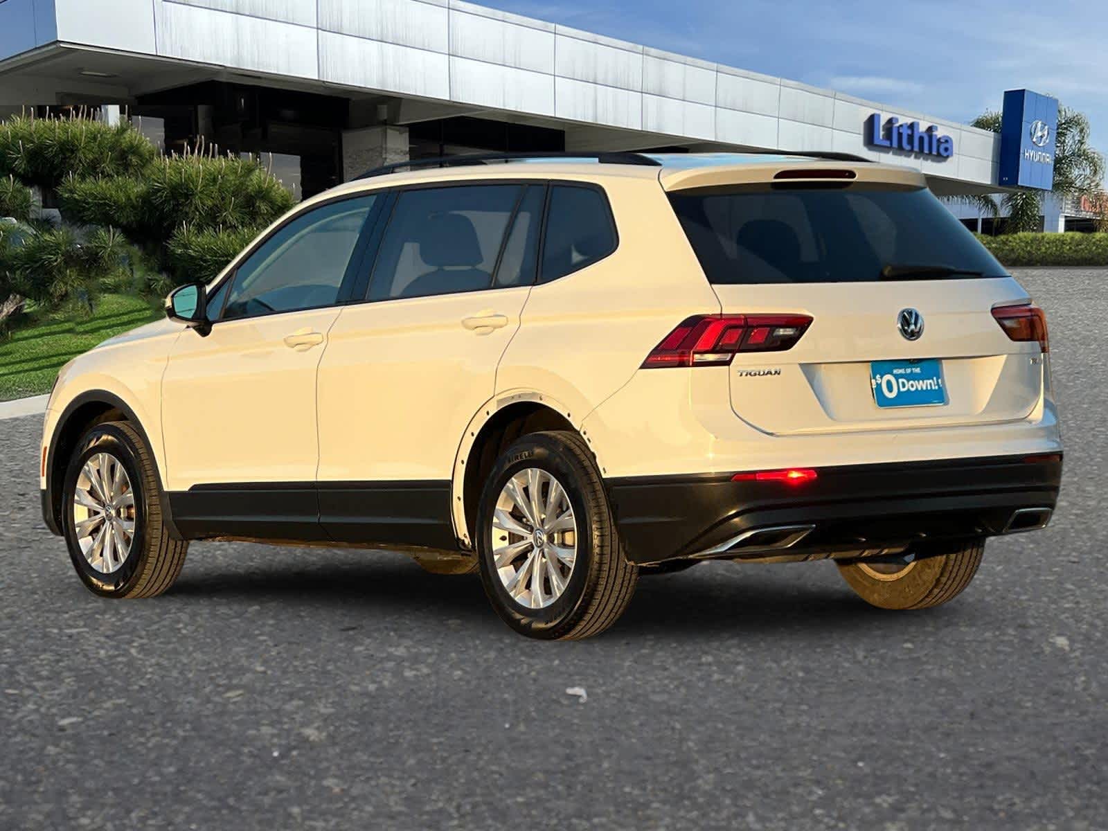 Thumbnail: 2018 Volkswagen Tiguan - 7