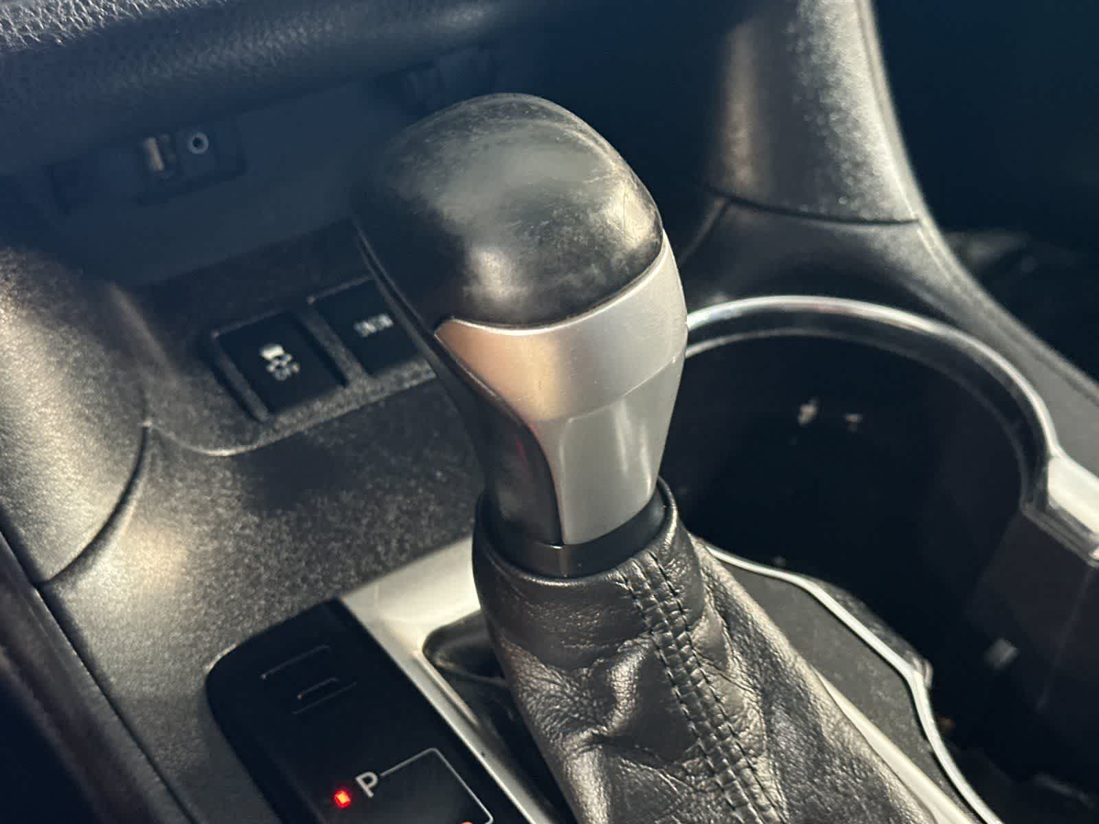 Thumbnail: 2016 Toyota Highlander - 24